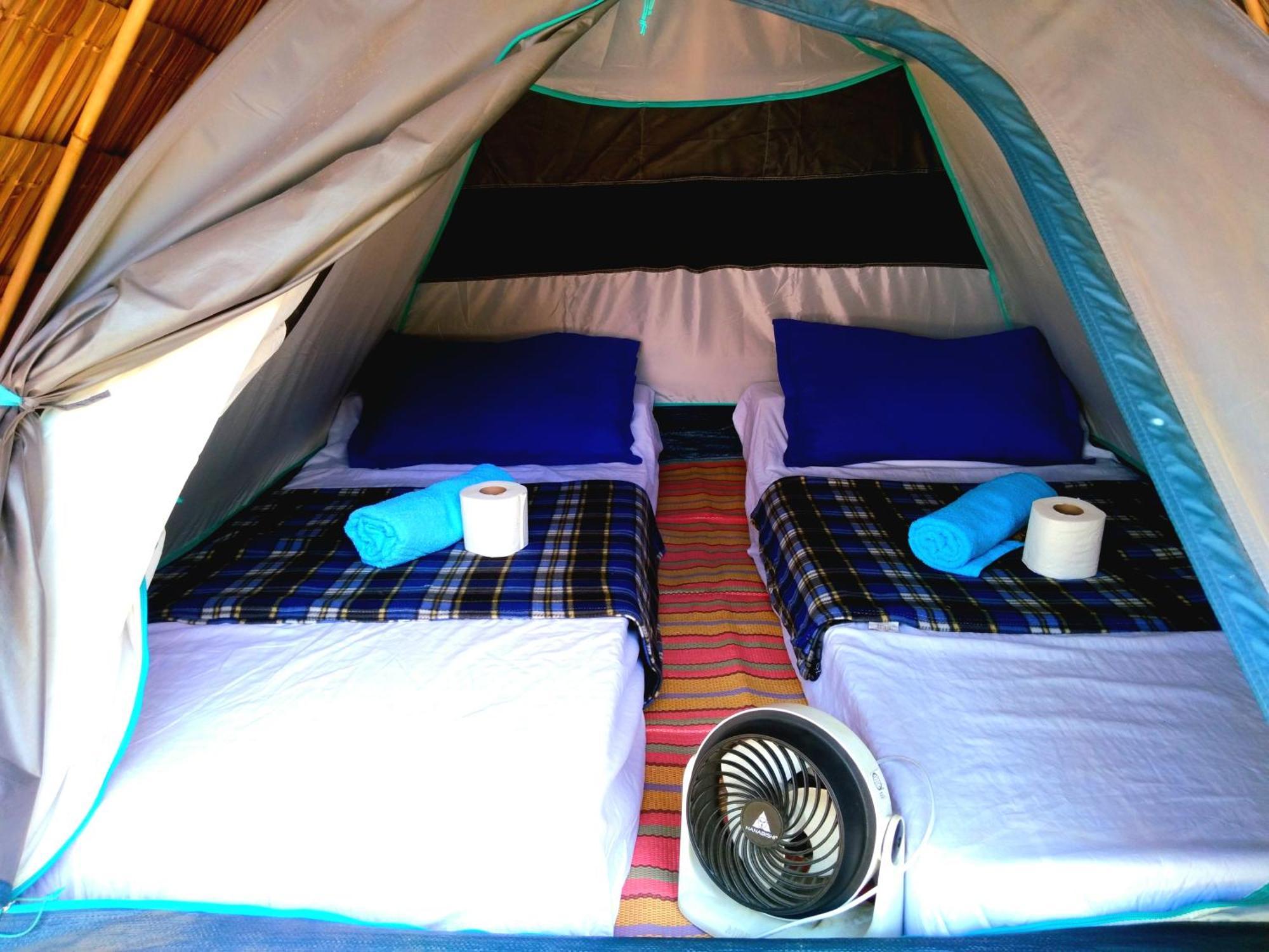 Bucana Kamp Payapa Beachfront Эль-Нидо Экстерьер фото